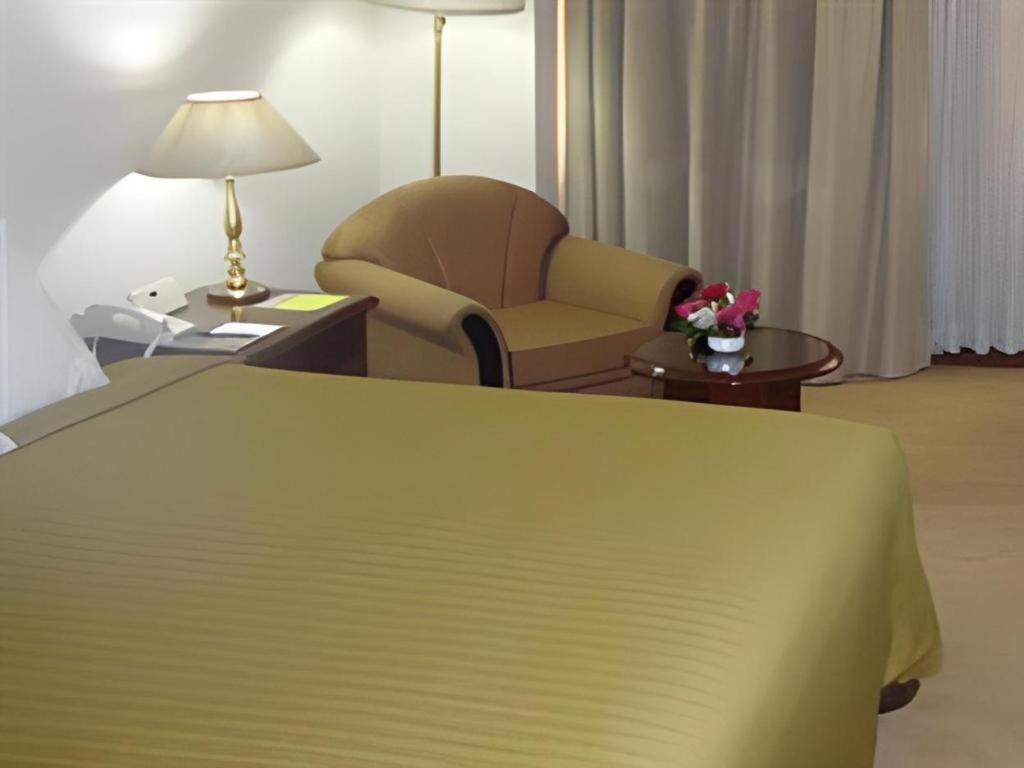 Hotel Ruposhi Bangla ธากา ภายนอก รูปภาพ